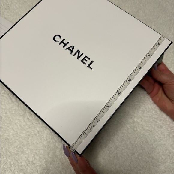 Genuine Chanel Box/Packaging - Picture 3 of 4